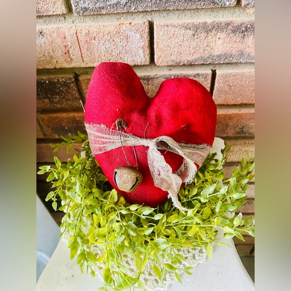 *Heart Ornament Primitive Decor - Picture 6 of 12